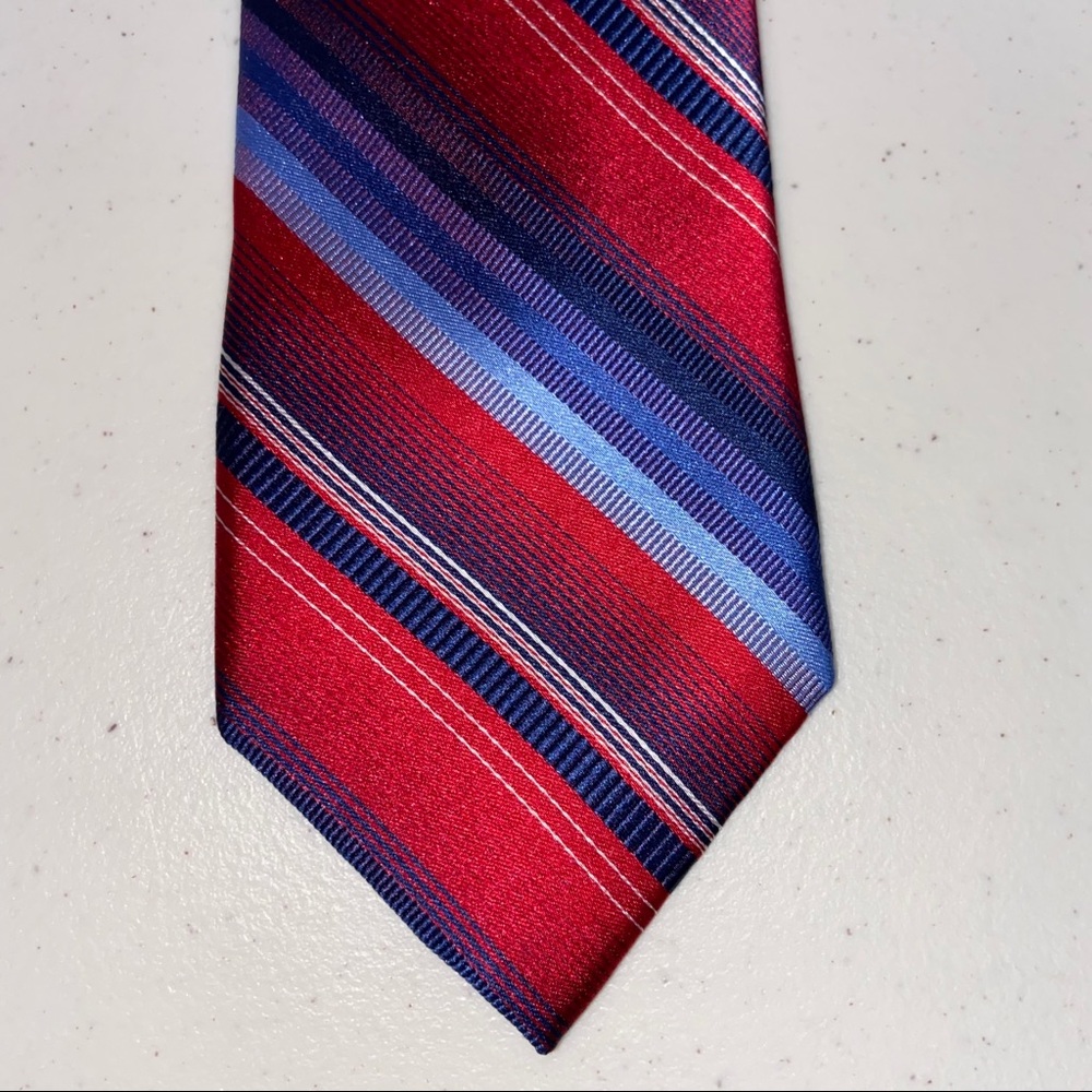 Elegant Red Striped Tie